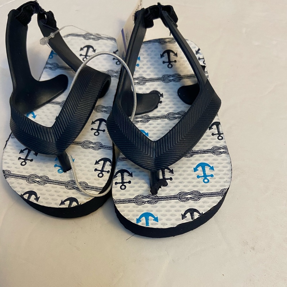 BabiesRUs Boy Flip Flops Sandals Blue White 3/4